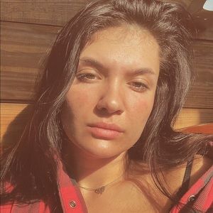 Meet your Posher, Bethanie